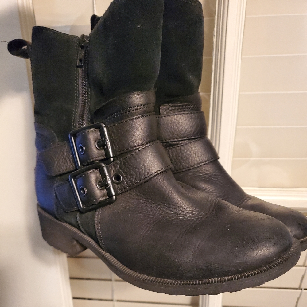 Black Ugg Calf boots size 6.5